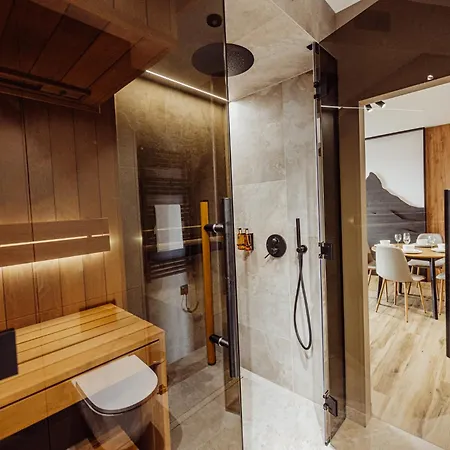 Luxury Szklarska דירה *